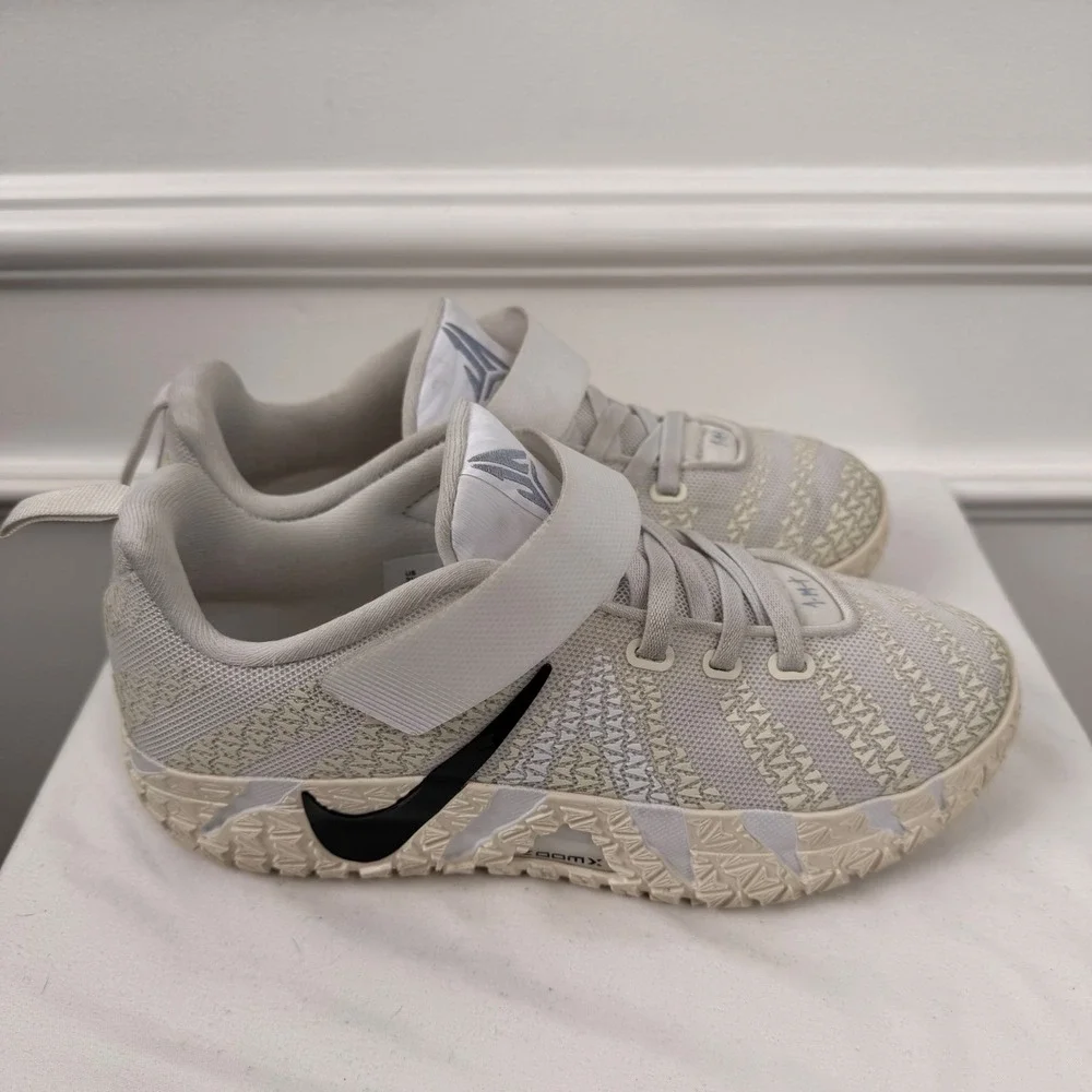 Nike Ja 1 GS Day One Basketball Shoes Soft Pink Iron Grey IB4771-101 Kids 2Y